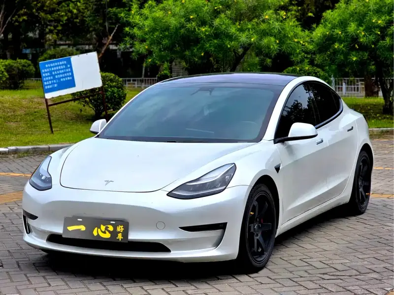 Tesla Model 3, 2019