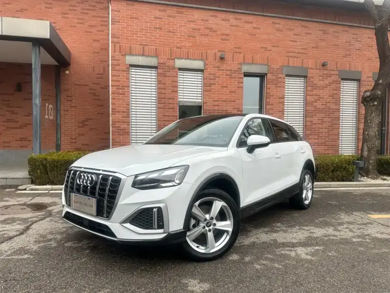 Audi Q2L, 2024