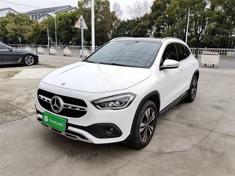 Mercedes-Benz GLA, 2021