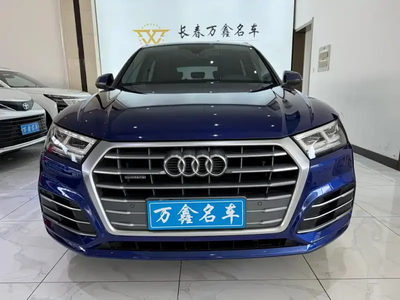 Audi Q5L, 2019