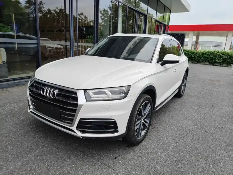 Audi Q5L, 2020