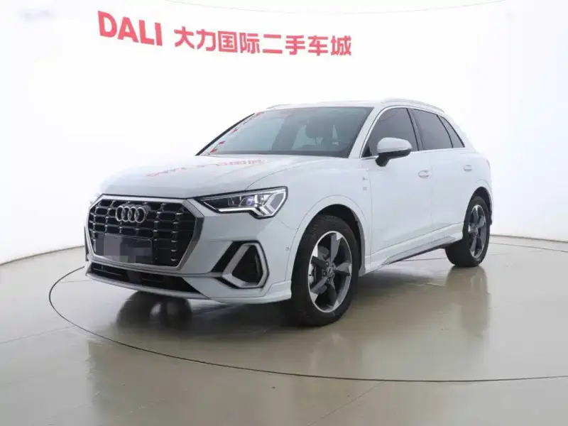 Audi Q3, 2023