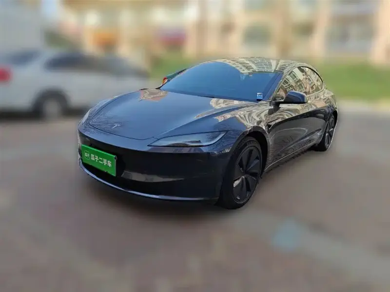 Tesla Model 3, 2024