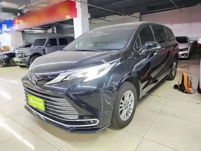 Toyota Sienna, 2022