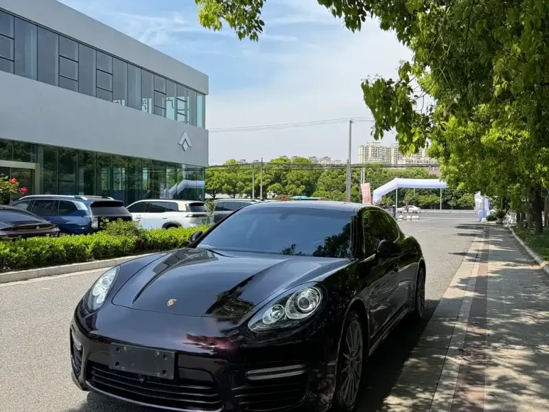 Porsche Panamera, 2014