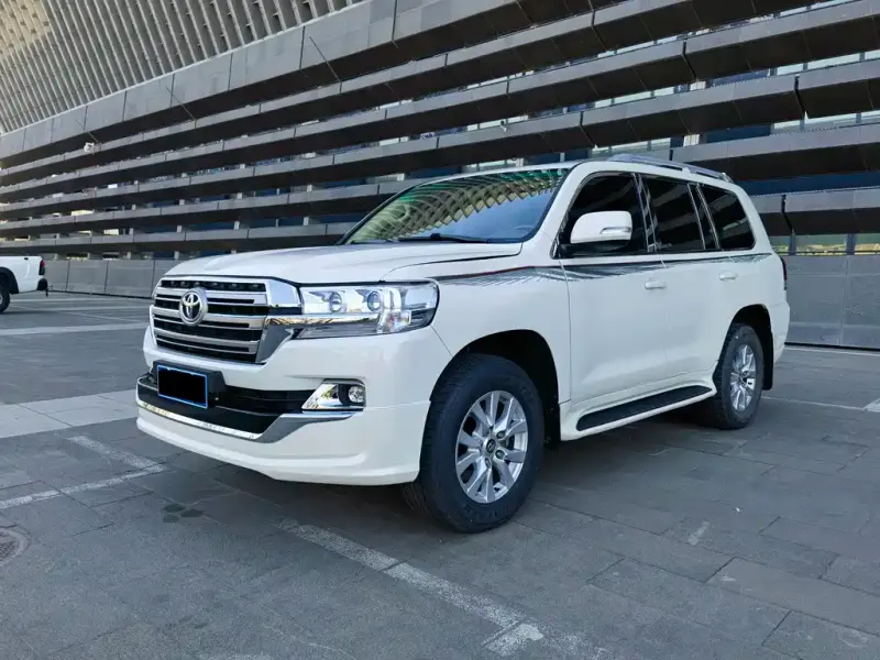 Toyota Land Cruiser, 2016