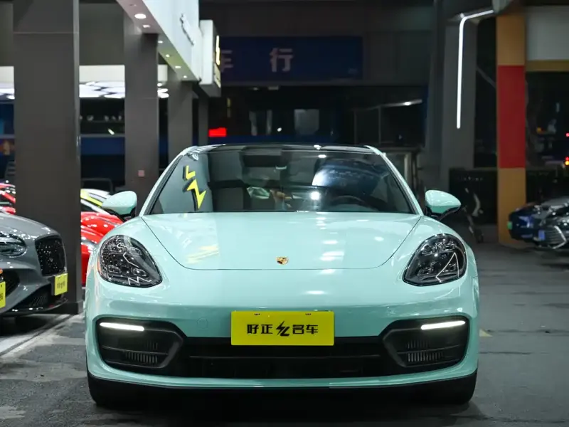 Porsche Panamera, 2024