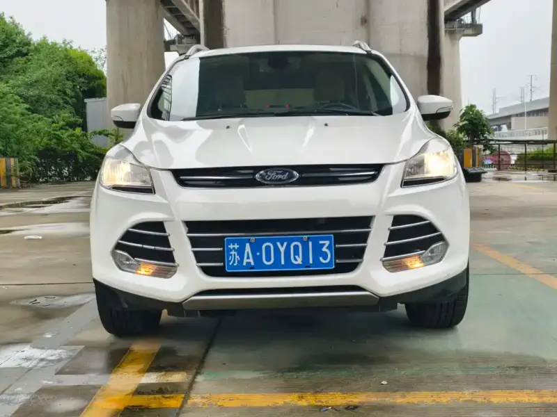 Ford Kuga, 2014