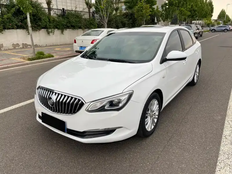 Buick Excelle, 2017