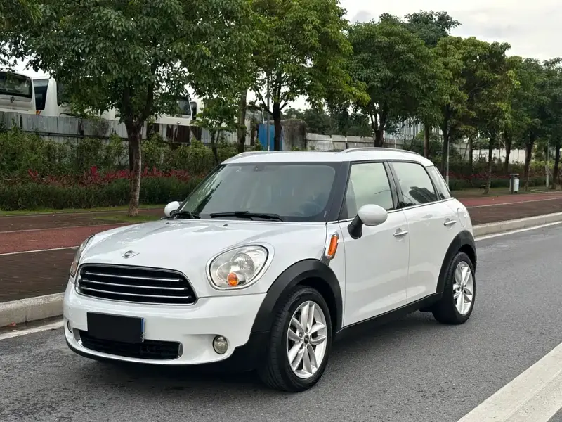 MINI Countryman, 2013
