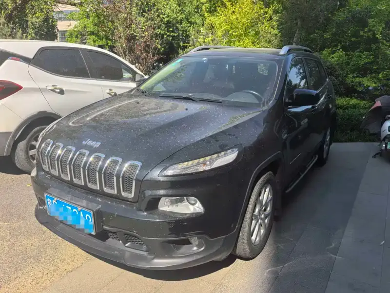 Jeep Cherokee, 2016