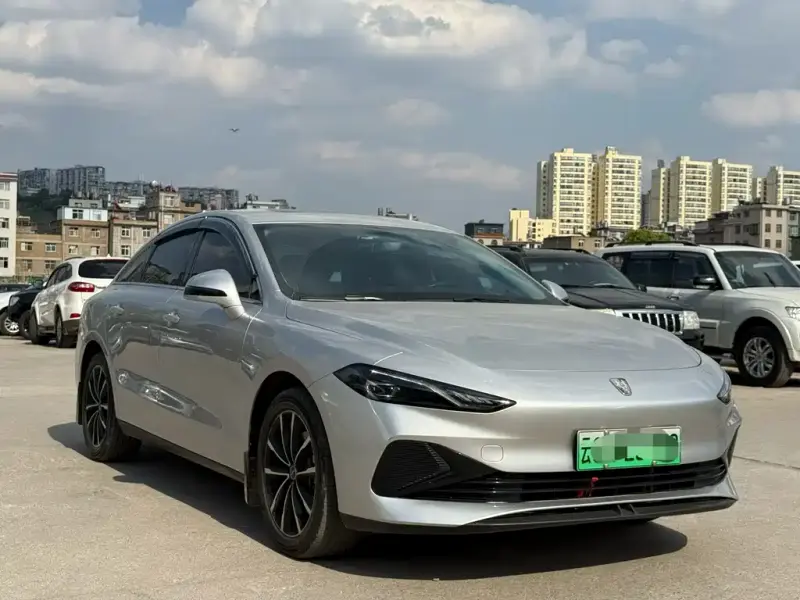 Roewe D7, 2025
