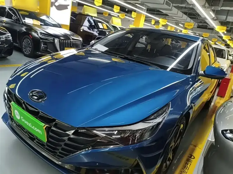 Hyundai Elantra, 2022