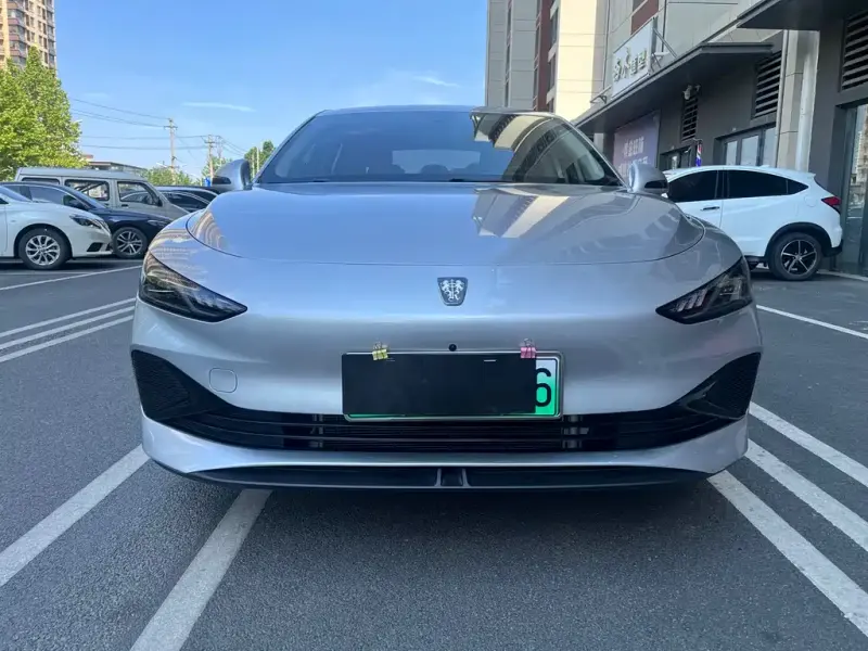 Roewe D7, 2025