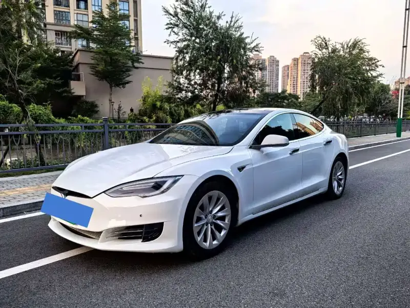Tesla Model S, 2017