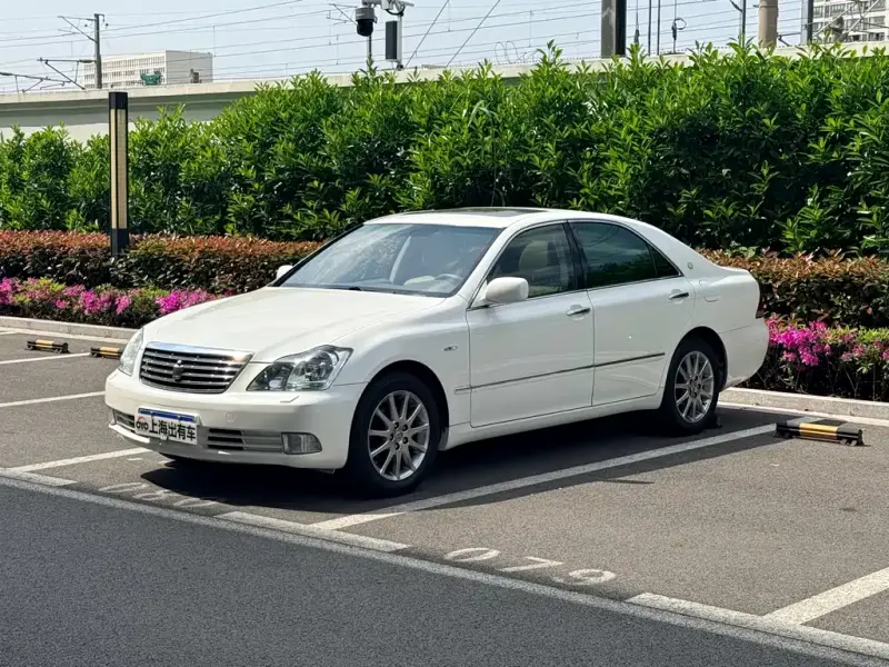 Toyota Crown, 2007
