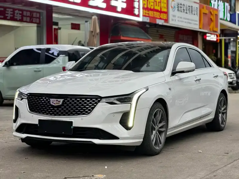 Cadillac CT4, 2021