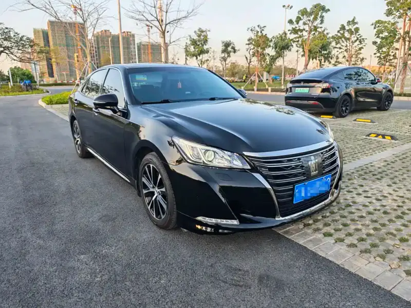 Toyota Crown, 2019
