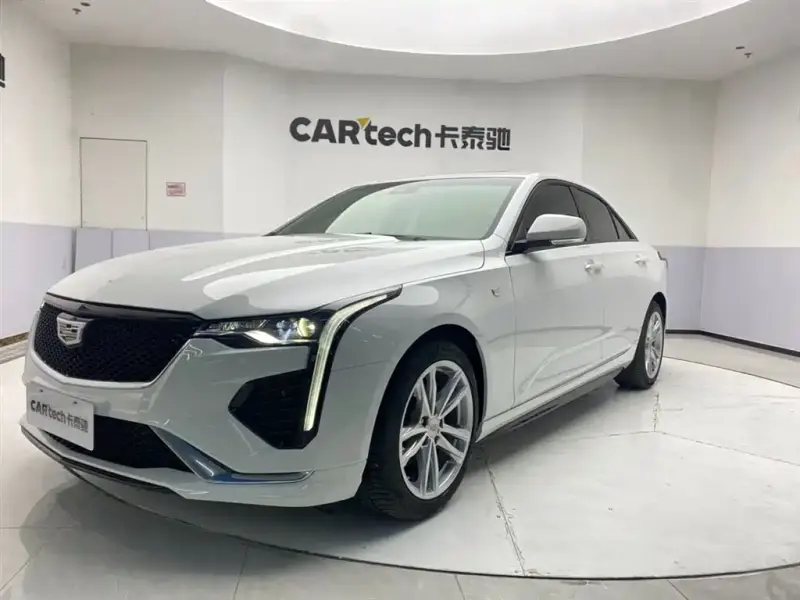 Cadillac CT4, 2022