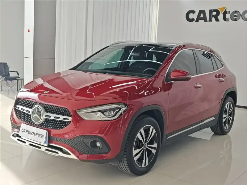 Mercedes-Benz GLA, 2021