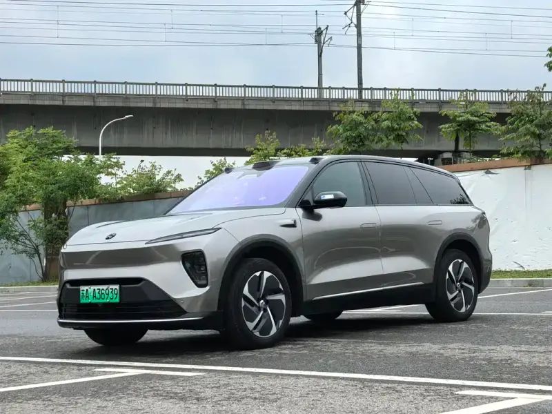 NIO ES8, 2024