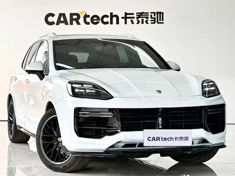 Porsche Cayenne, 2012