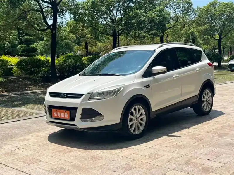 Ford Kuga, 2016