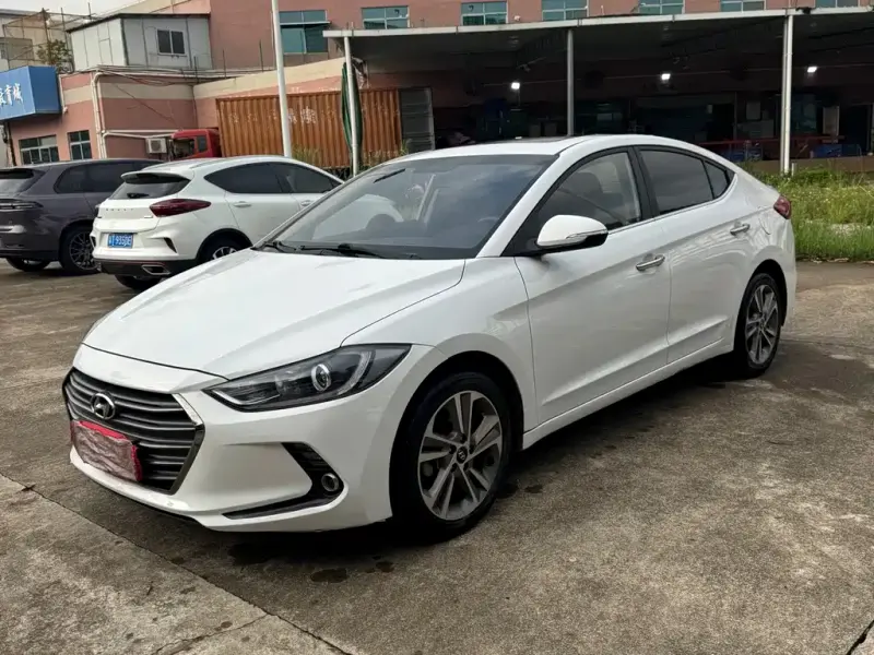 Hyundai Elantra, 2018