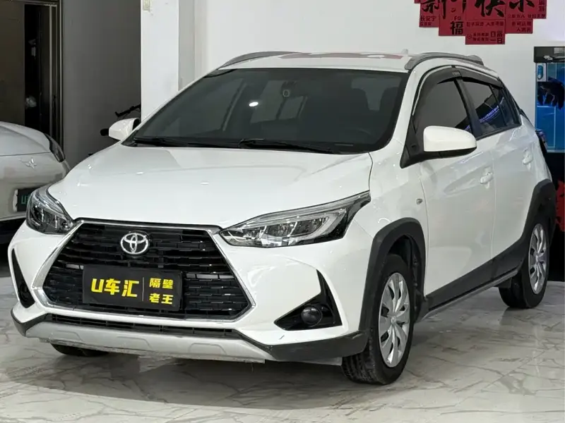 Toyota Yaris L, 2022