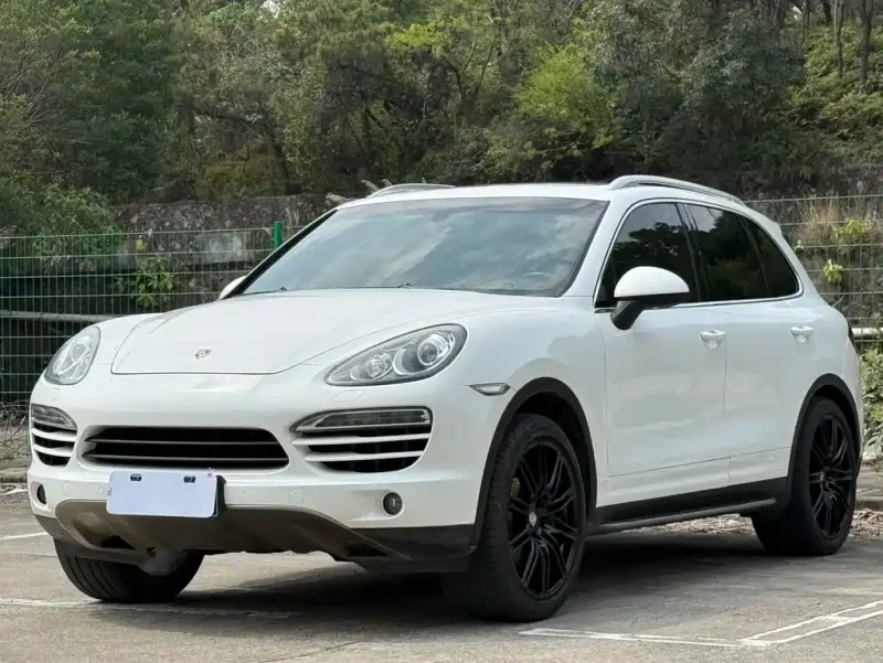 Porsche Cayenne, 2013
