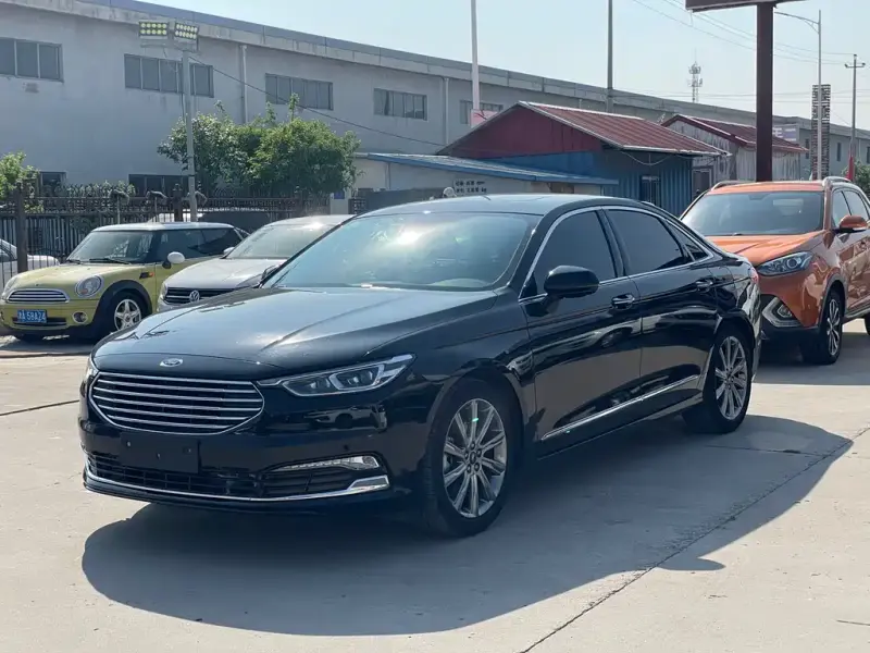 Ford Taurus, 2021