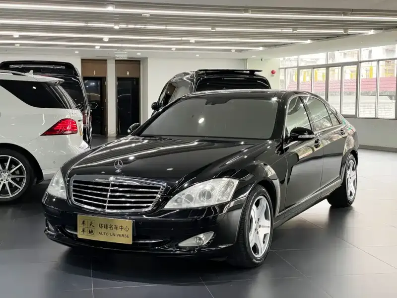 Mercedes-Benz S-Class, 2009