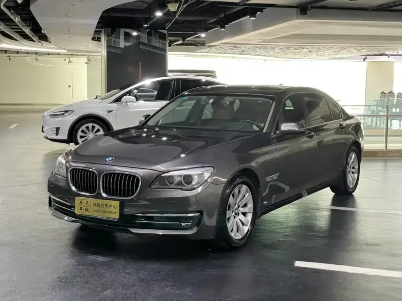 BMW 7 Series, 2013