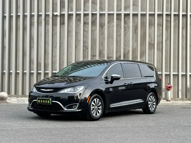 Chrysler Grand Voyager PHEV (Import), 2020