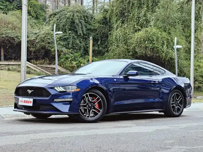 Ford Mustang, 2022