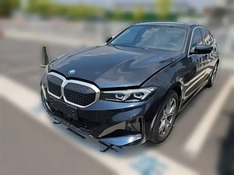 BMW i3, 2025