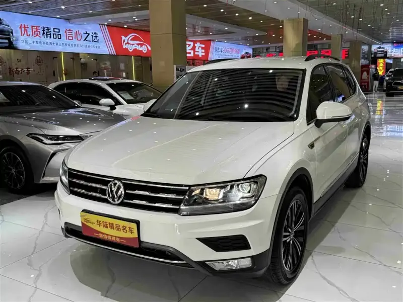 Volkswagen Tiguan L, 2020