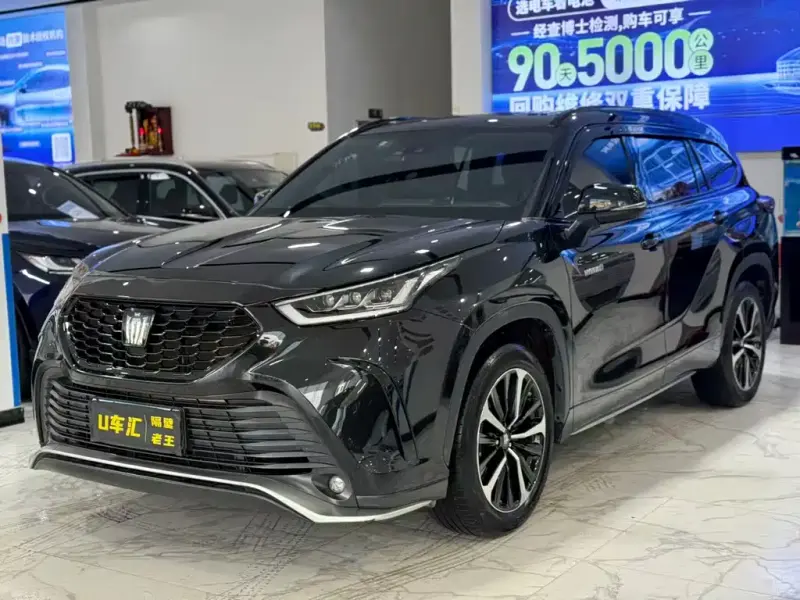 Toyota Crown Kluger, 2024