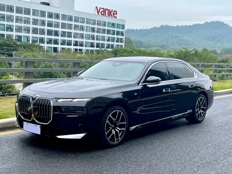 BMW 7 Series, 2023