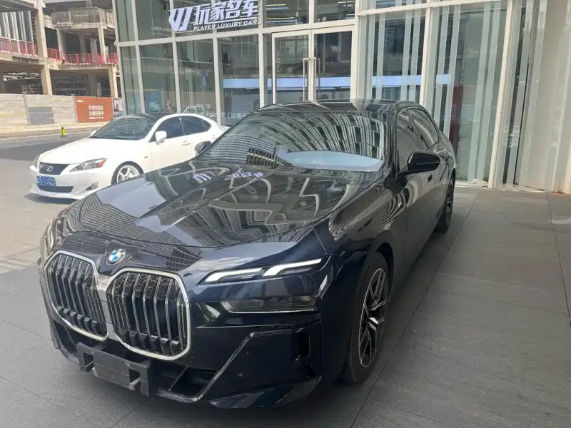 BMW 7 Series, 2023