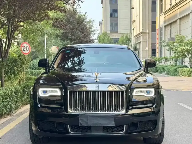 Rolls-Royce Ghost, 2011