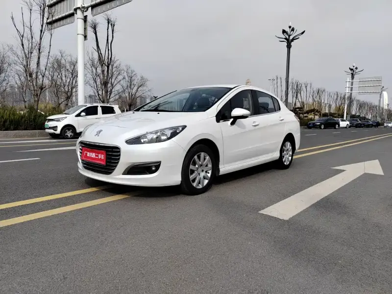 Peugeot 308, 2015