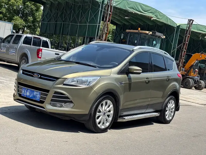Ford Kuga, 2014