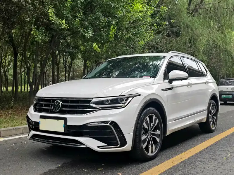 Volkswagen Tiguan L, 2022