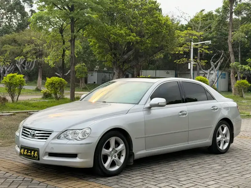 Toyota Reiz, 2010
