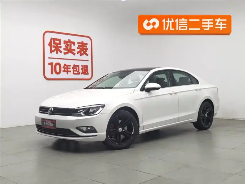 Volkswagen Lamando, 2015