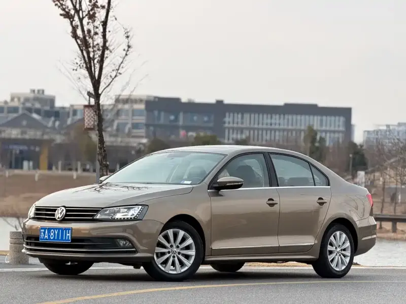 Volkswagen Sagitar, 2016