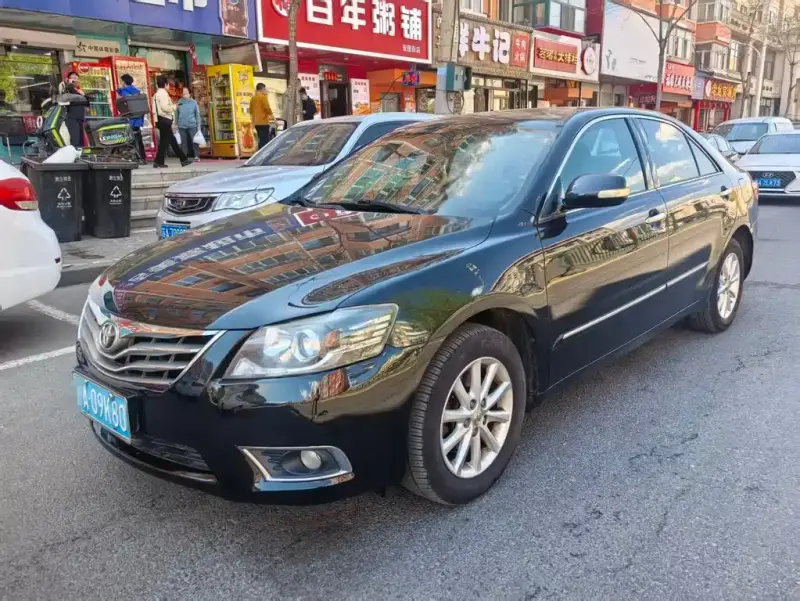 Toyota Camry, 2015
