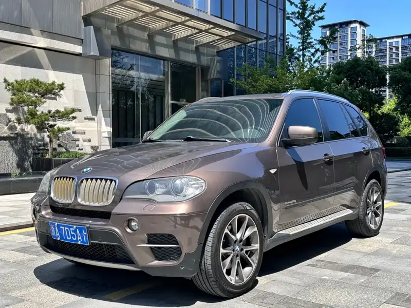 BMW X5 (Import), 2012