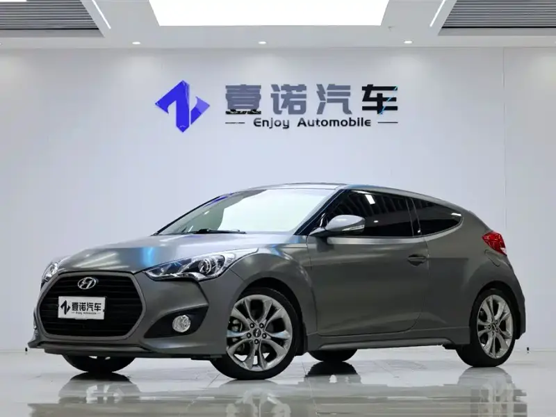 Hyundai Veloster, 2015